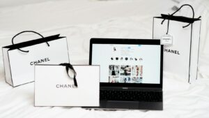 The Best Fashion Website With Minimalist And Modern Design 15 black ipad with keyboard on white table