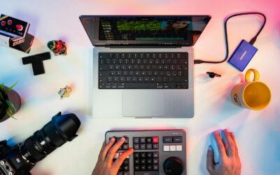 How to Become a Social Media Content Creator in 2025